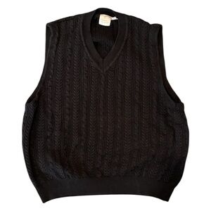 Vintage pebble beach cable knit sweater vest